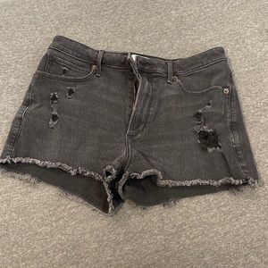 Abercrombie & Finch. Black Jean Shorts. Size 8, w29.
